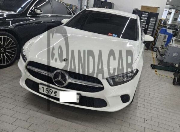Mercedes-Benz A220 Sedan