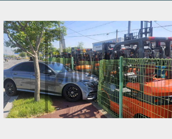 Benz E300 4Matic