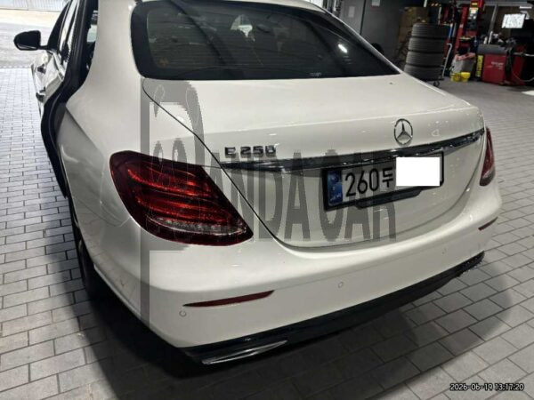 Mercedes-Benz E 250