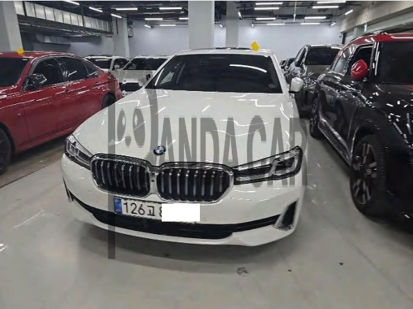 BMW 520i