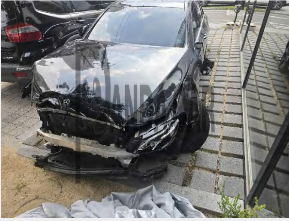 E300