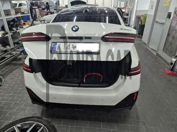 BMW 520i
