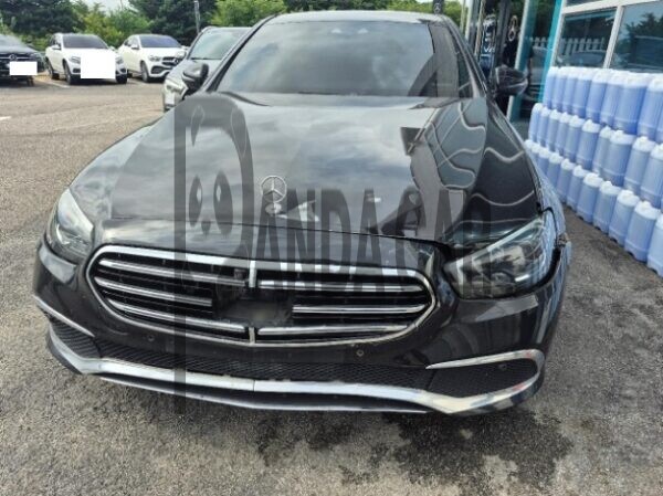 Mercedes-Benz E350 4MATIC