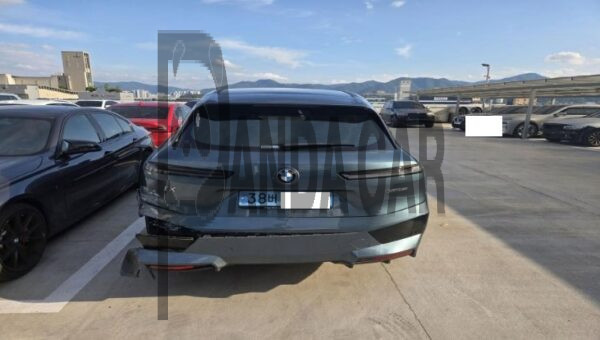 BMW iX xDrive50