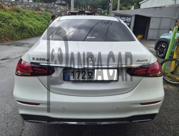 Mercedes-Benz E220 d 4MATIC