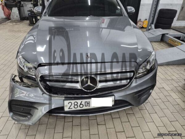 Mercedes-Benz E 300 4MATIC