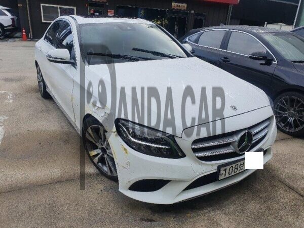 Mercedes-Benz C200