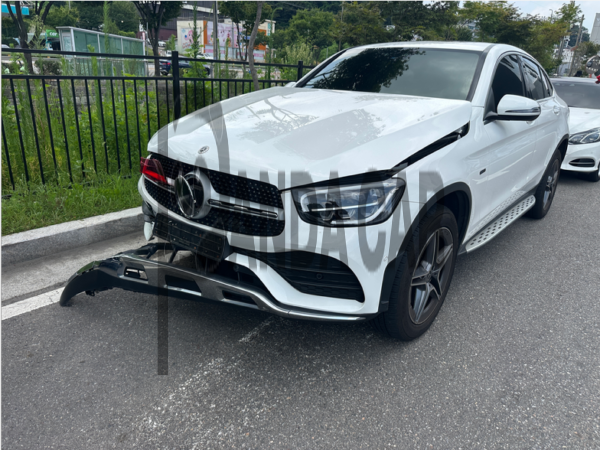 Mercedes-Benz GLC300 e 4MATIC Coupe