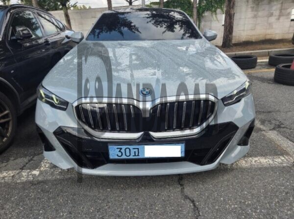BMW i5 eDrive40
