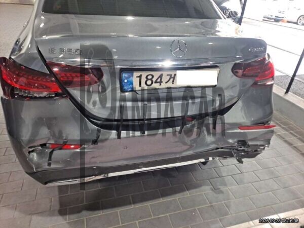 Mercedes-Benz E350 4MATIC
