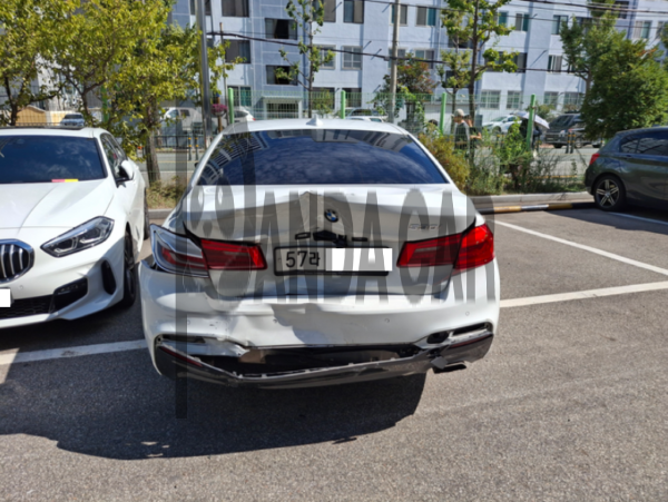BMW 530i