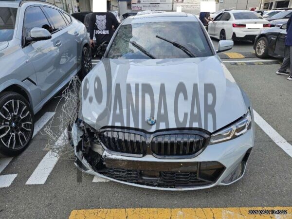 BMW 320i
