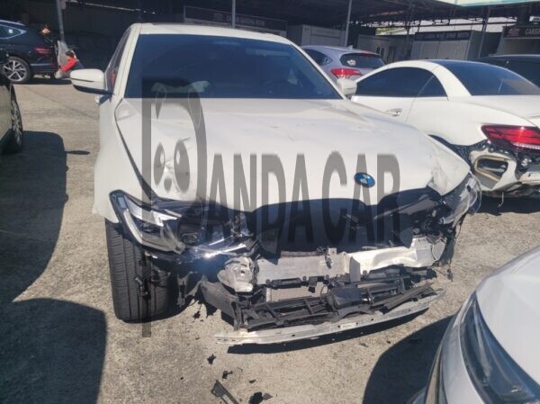 BMW 520i