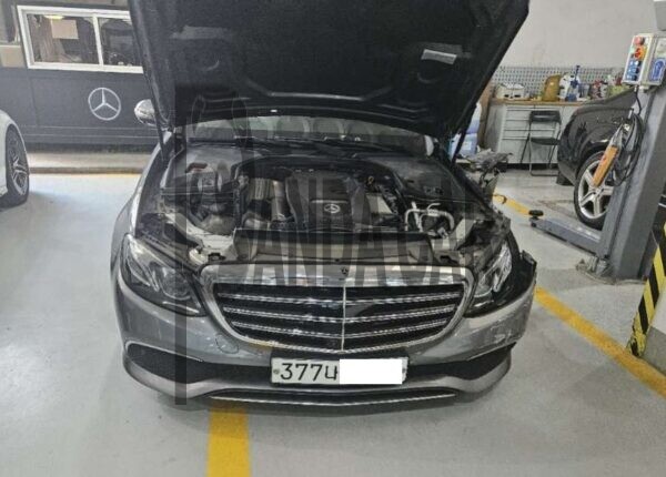 Mercedes-Benz E 300 4MATIC