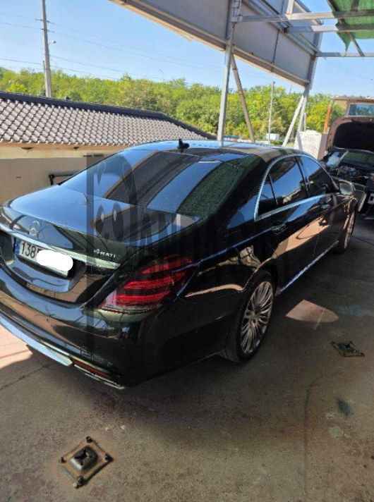 2017 Mercedes-Benz S350 d 4Matic L, photograph 2