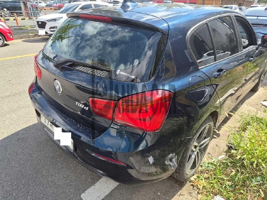 2017 BMW 118d, photograph 2