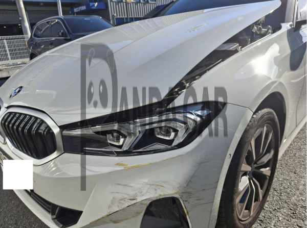 BMW 320i